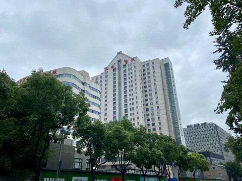 南京大学医学院附属鼓楼医院