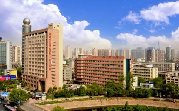 河南中医药大学第一附属医院试管婴儿科室医院环境4