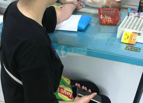 不明原因导致不孕，深圳三代试管婴儿成功怀上龙凤胎